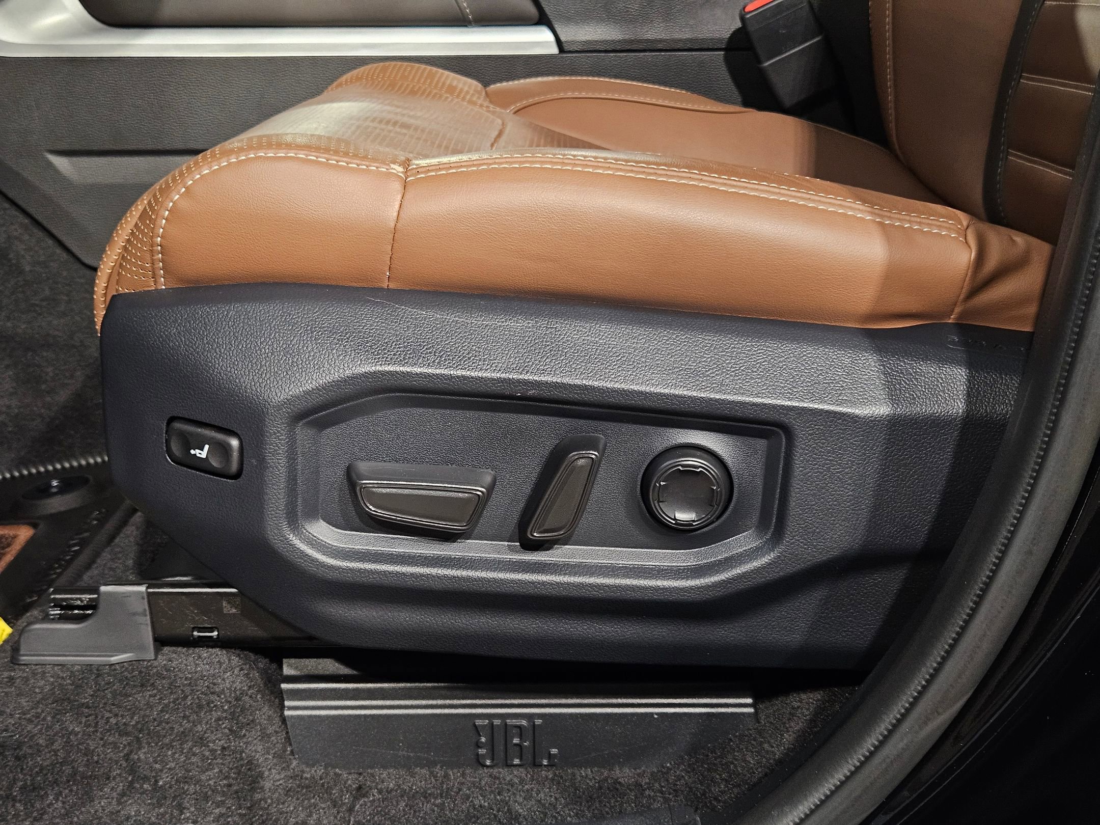 Used 2025 Toyota Tundra 1794 Edition image 23