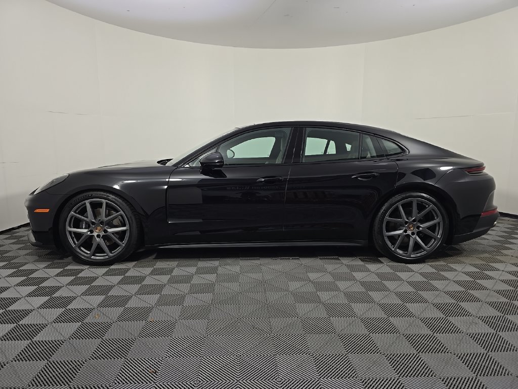 New 2026 Porsche Panamera 4 AWD/4WD image 2