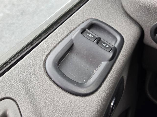 Used 2023 Ford Transit 350 XLT image 24