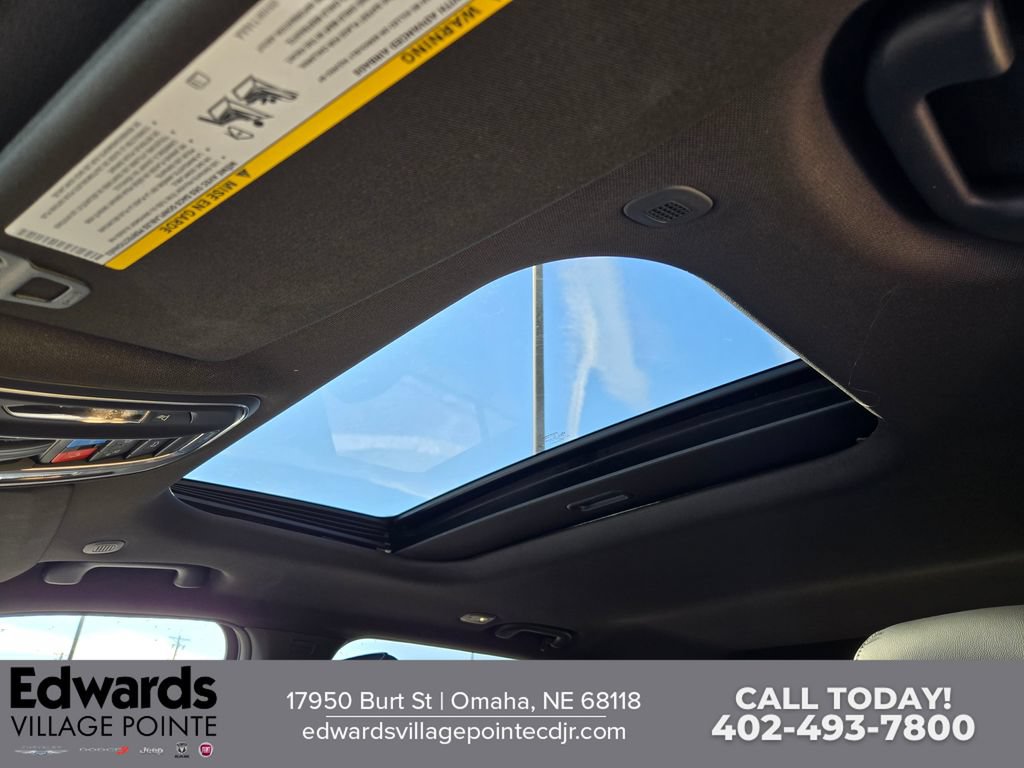 New 2025 Jeep Grand Cherokee Altitude AWD/4WD image 24