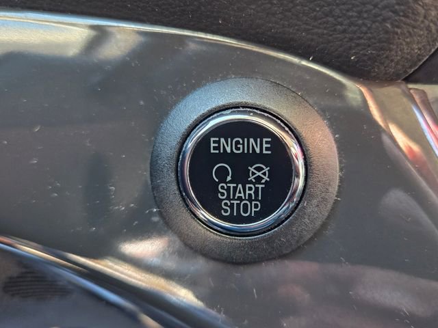 Used 2015 Ford Escape Titanium image 28