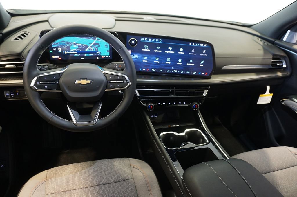 New 2026 Chevrolet Traverse LT image 13