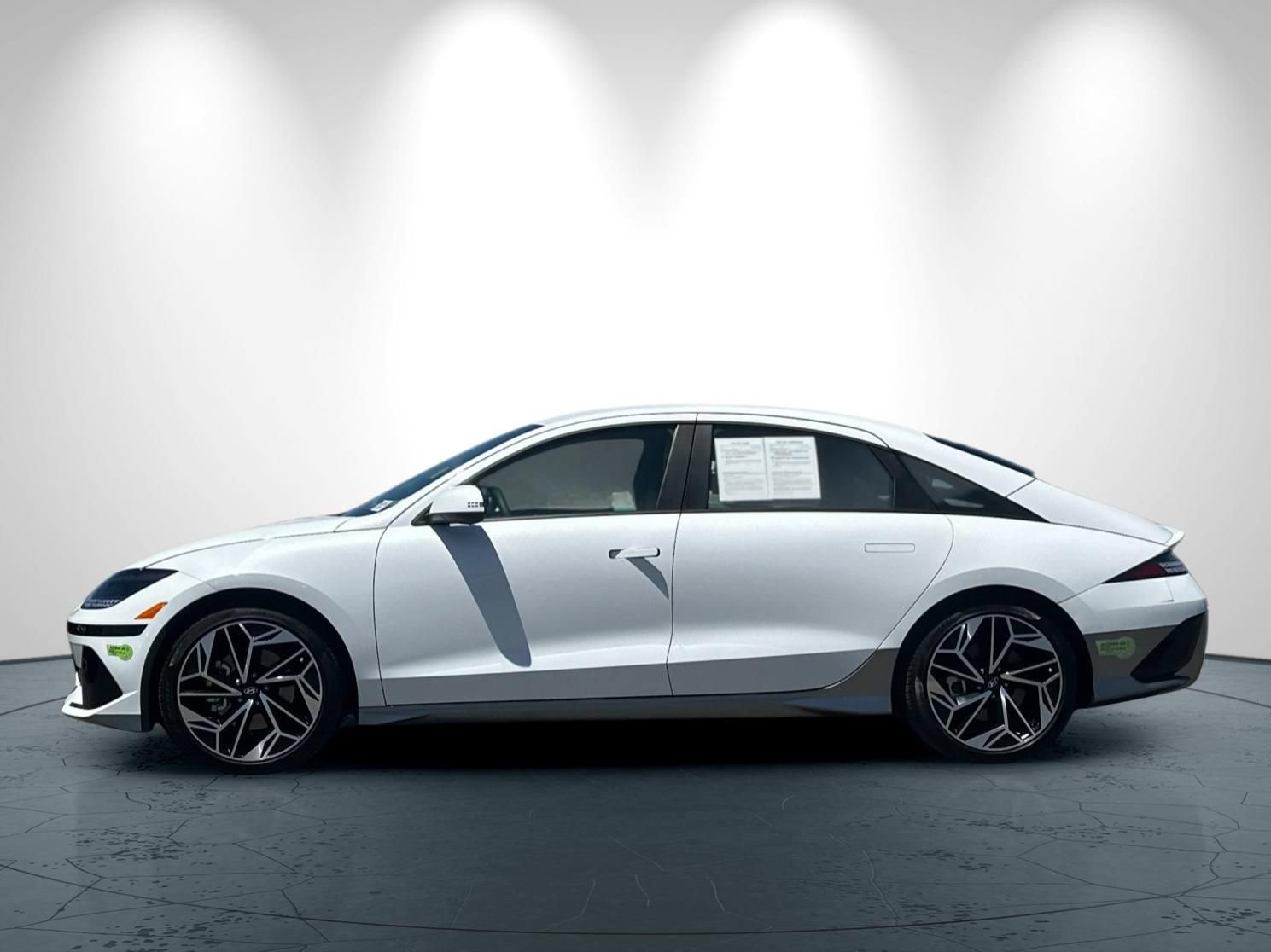 Used 2023 Hyundai Ioniq 6 SEL AWD/4WD image 7