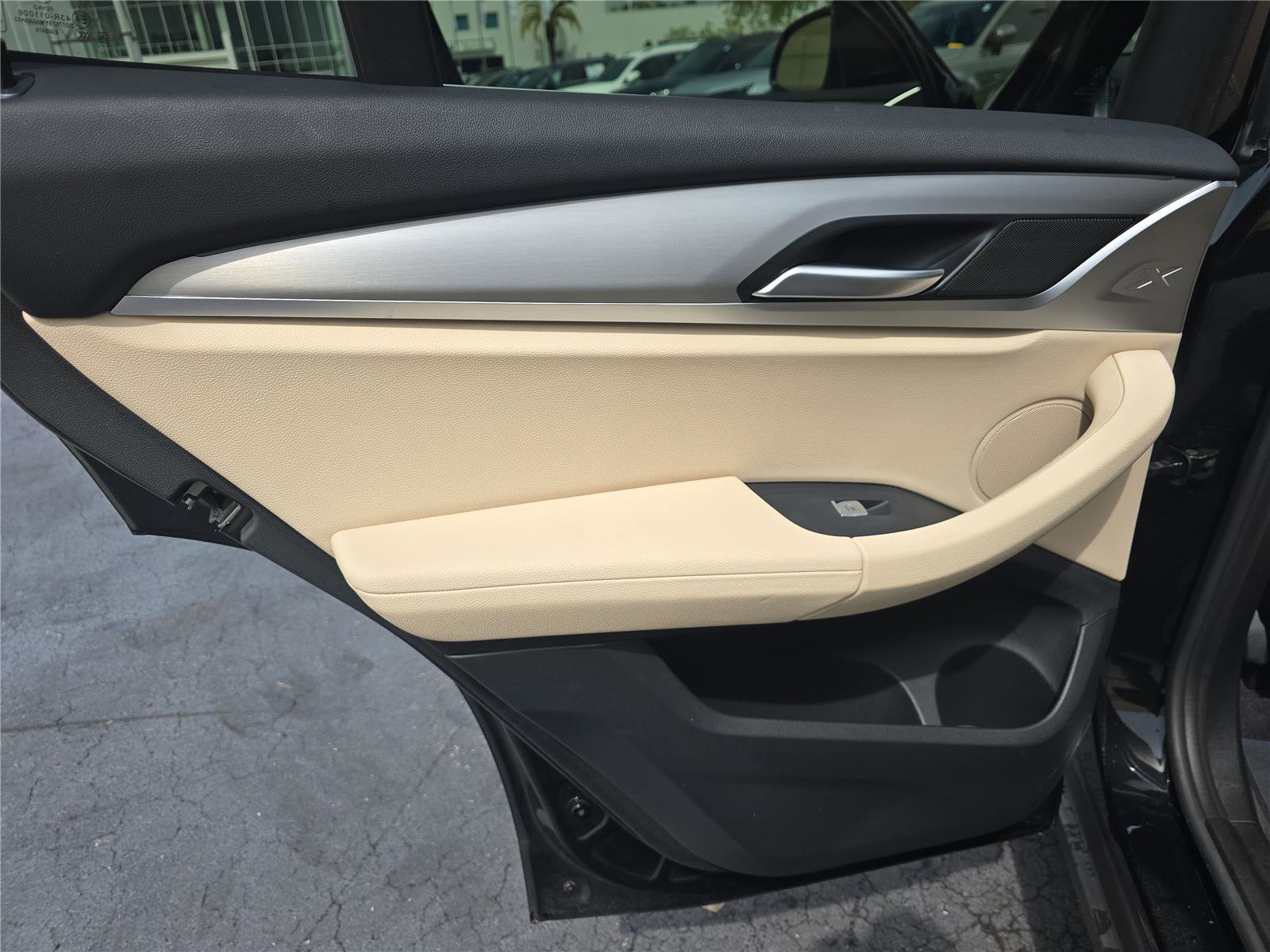 Used 2024 BMW X3 xDrive30i w/ Convenience Package w/ZPA image 11