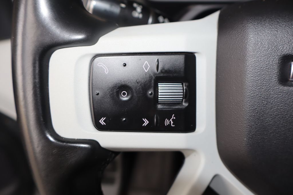Used 2020 Land Rover Defender 110 S AWD/4WD image 19