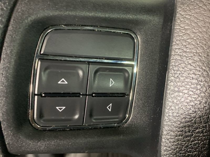 Used 2014 RAM 1500 Express image 22