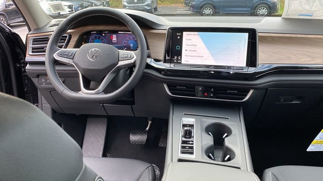New 2026 Volkswagen Atlas SE image 9