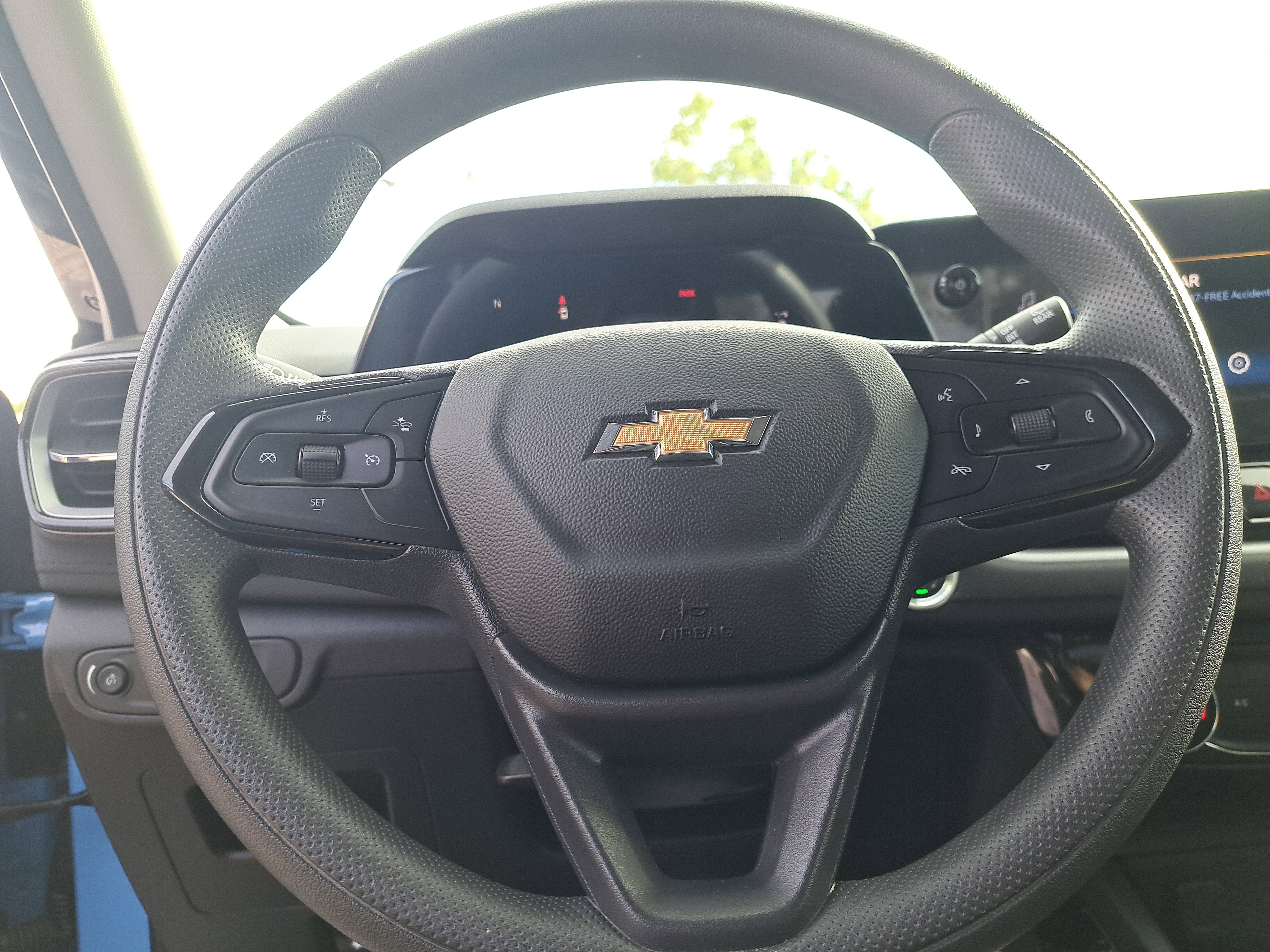 Used 2024 Chevrolet TrailBlazer LT w/ Driver Confidence Package image 17
