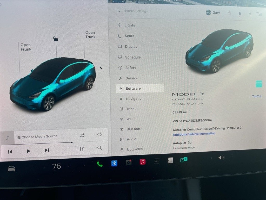 Used 2021 Tesla Model Y Long Range image 15