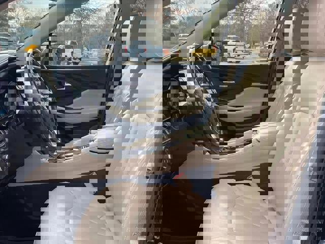 Used 2020 Buick Envision Essence w/ LPO, Cargo Package image 15