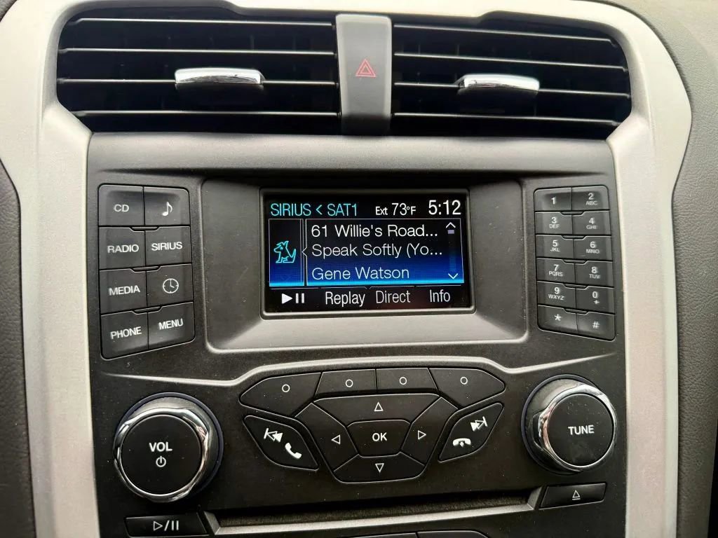 Used 2014 Ford Fusion SE w/ Equipment Group 501A image 21