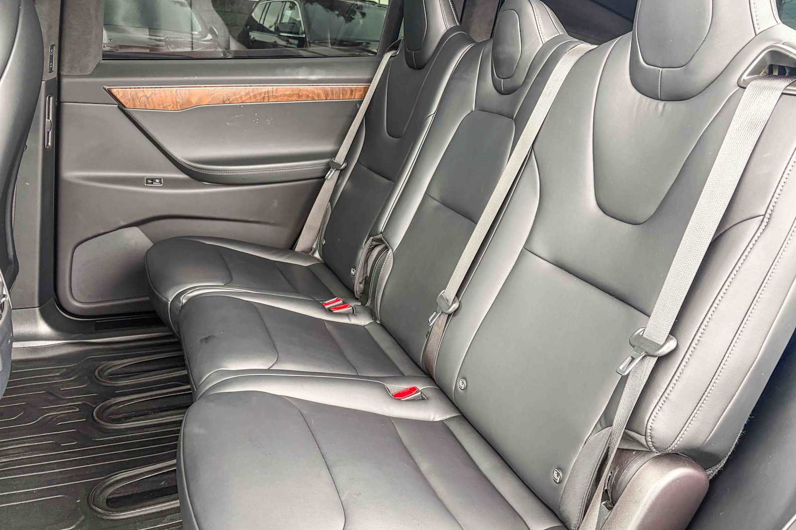 Used 2020 Tesla Model X Long Range image 17