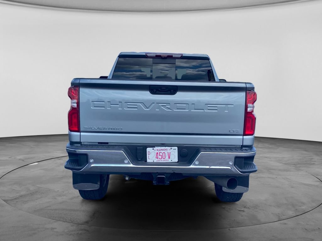Used 2024 Chevrolet Silverado 2500 LTZ w/ LTZ Convenience Package AWD/4WD image 8