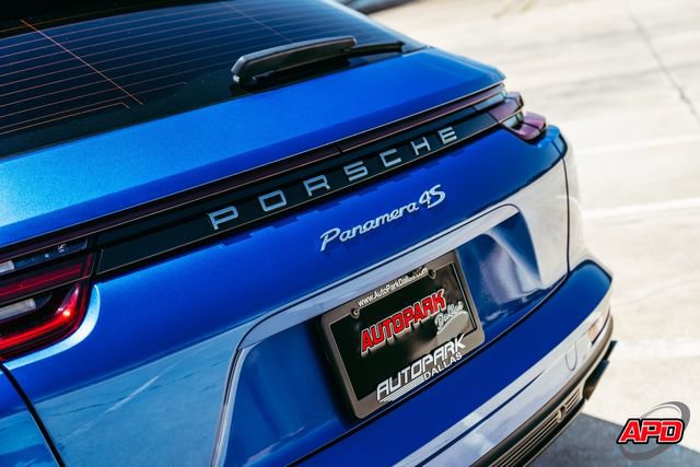 Used 2018 Porsche Panamera 4S AWD/4WD image 30