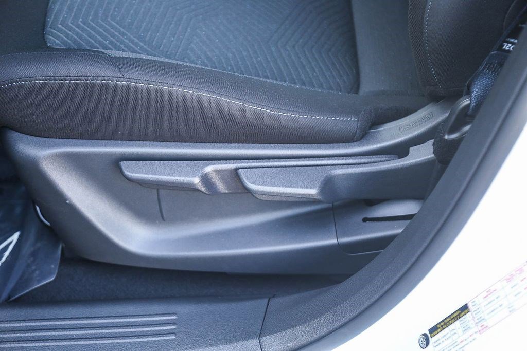 New 2026 Nissan Leaf w/ Illuminated Package FWD image 22