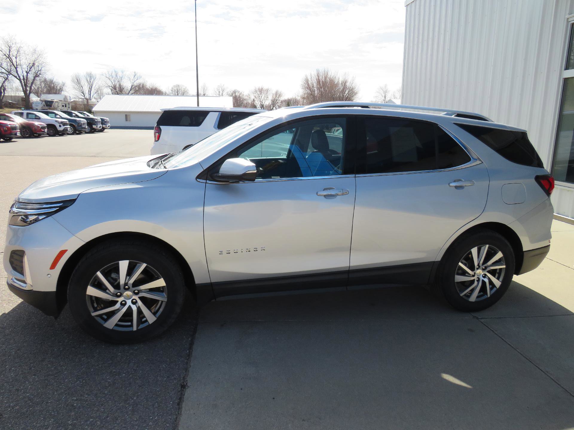 Used 2022 Chevrolet Equinox Premier