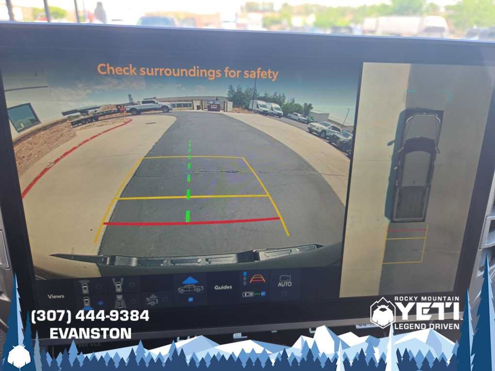 Used 2025 Toyota Tundra Limited AWD/4WD image 25
