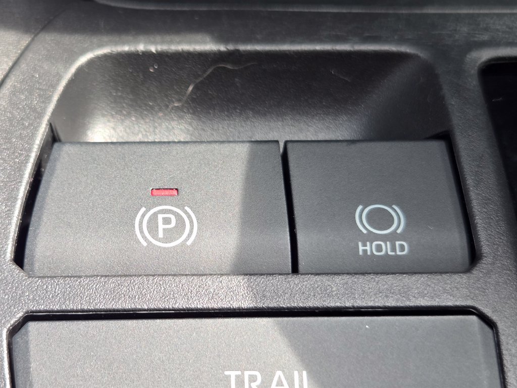 Used 2023 Toyota RAV4 XLE AWD/4WD image 10