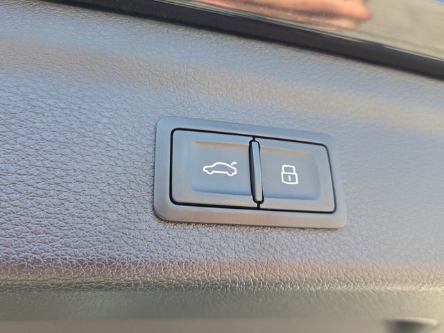 Used 2020 Audi Q3 2.0T Premium Plus w/ Premium Plus Package image 14