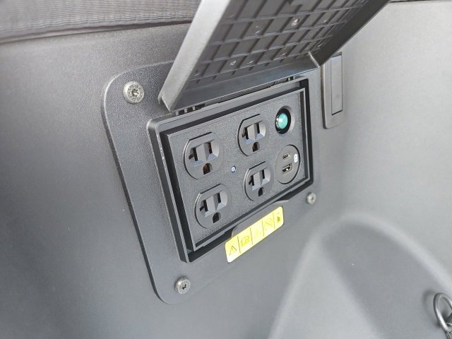 New 2025 Ford F150 Lightning Flash image 18