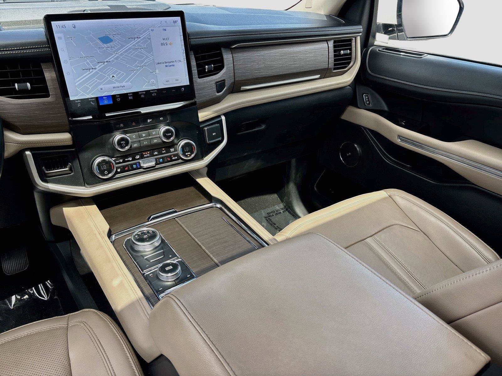 Used 2024 Ford Expedition Max Limited AWD/4WD image 25