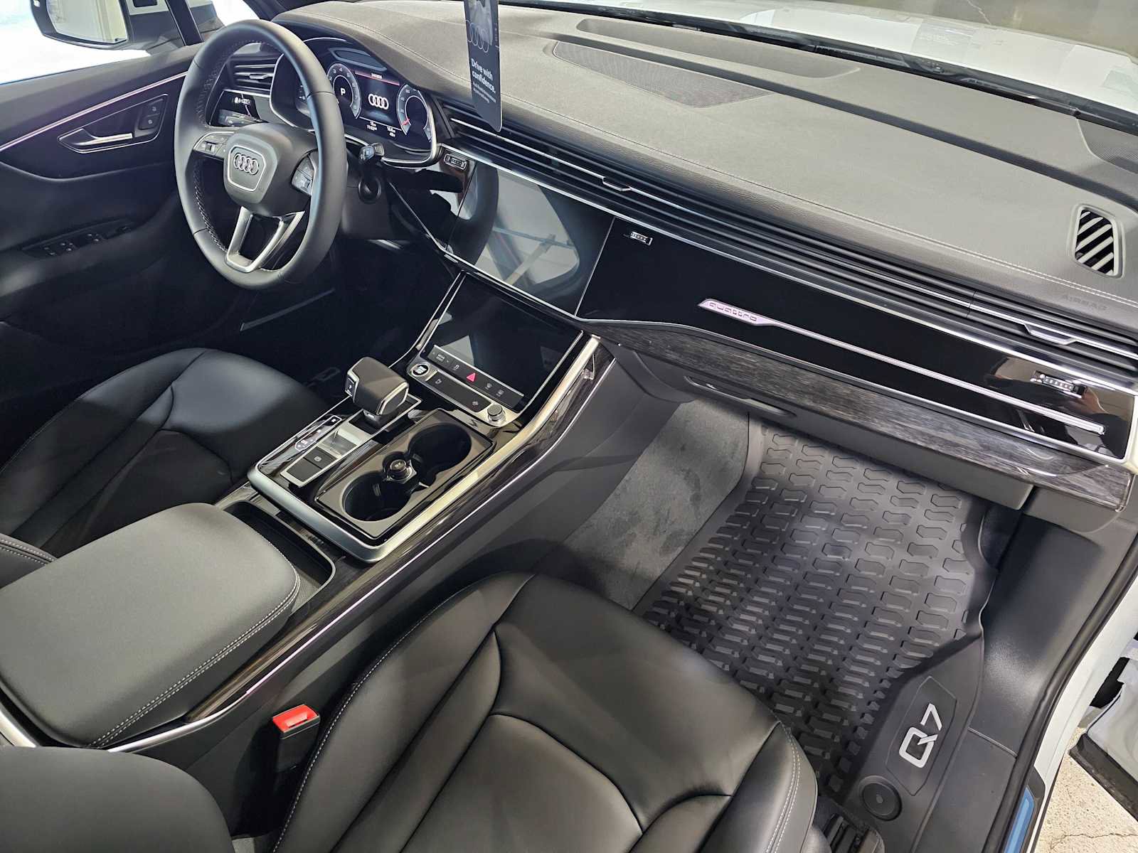 New 2026 Audi Q7 2.0T Premium image 11
