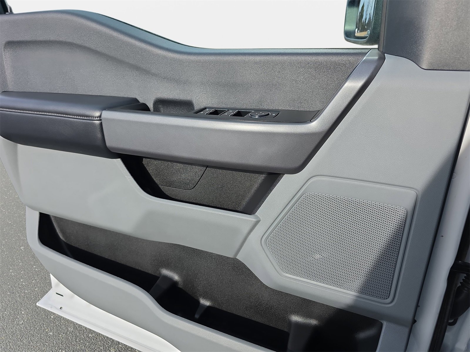 Used 2025 Ford F250 XLT image 26