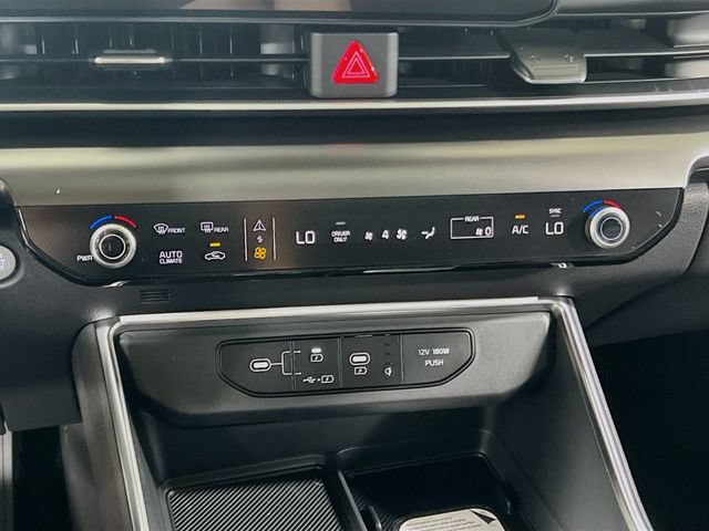 New 2027 Kia Carnival SX w/ Dark Edition Package FWD image 16