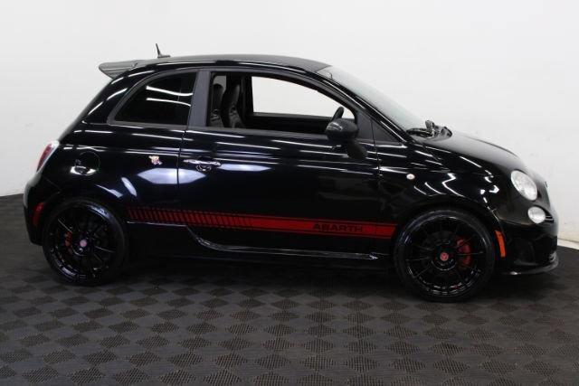 Used 2015 FIAT 500 Abarth w/ Beats Audio Package FWD image 4
