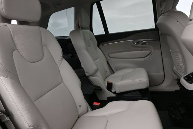 Used 2023 Volvo XC90 B6 Plus w/ Protection Package AWD/4WD image 33