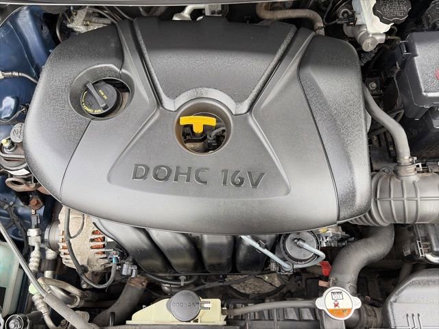 Used 2013 Hyundai Elantra Limited image 25