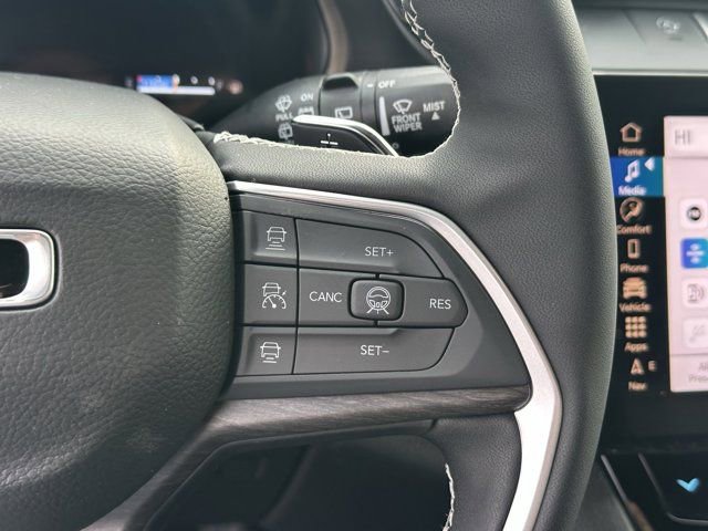 New 2026 Jeep Grand Cherokee Limited w/ Luxury Tech Group II image 28