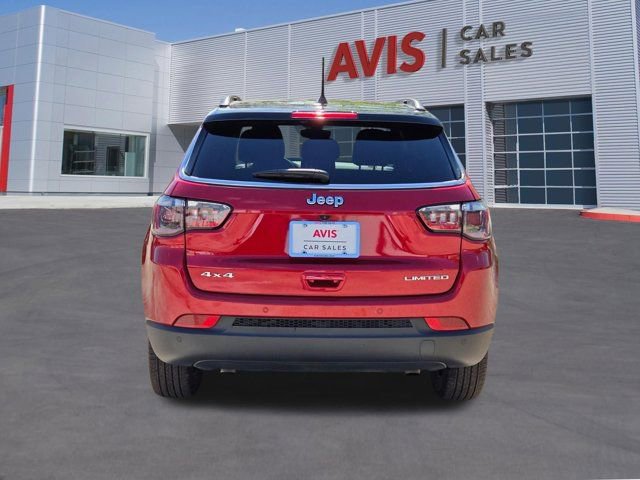 Used 2025 Jeep Compass Limited image 9