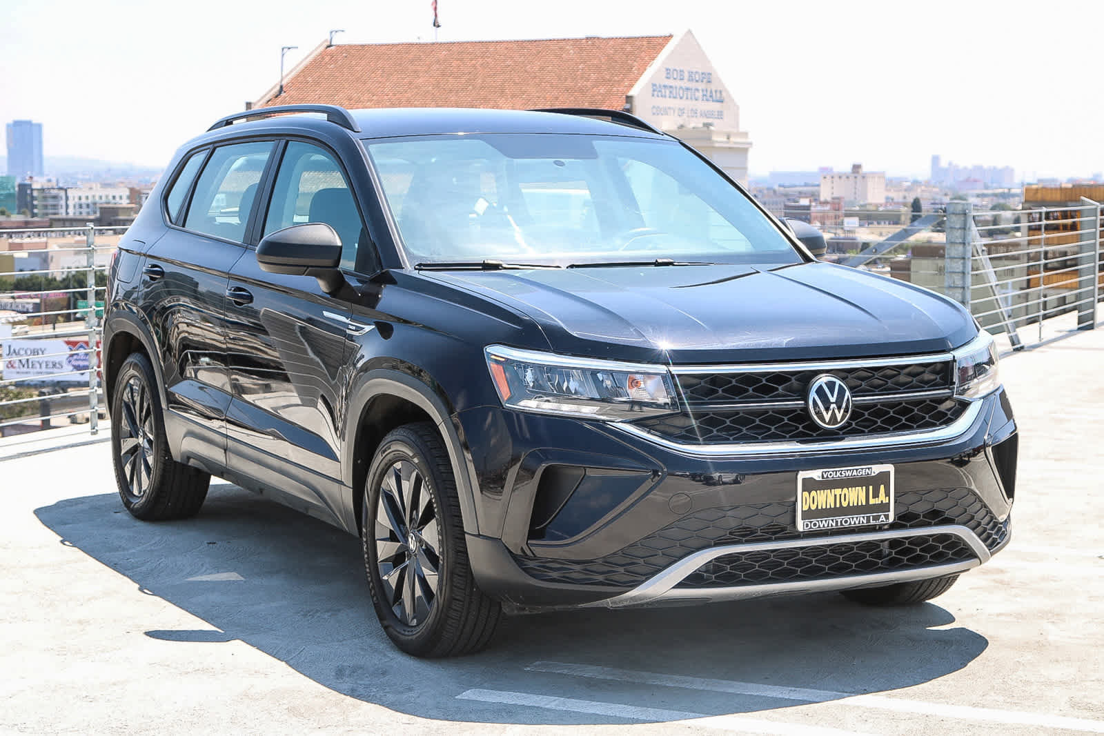 Used 2022 Volkswagen Taos S image 3