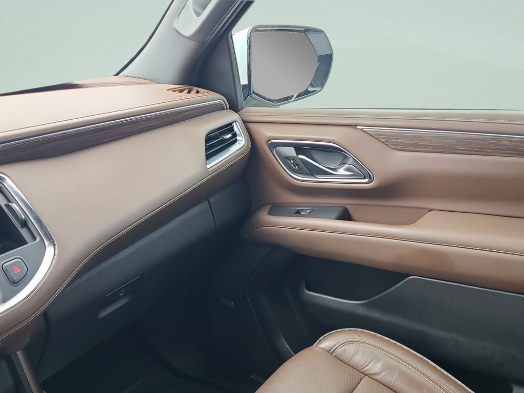 Used 2022 Chevrolet Tahoe High Country image 24