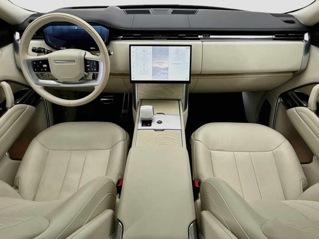 Used 2024 Land Rover Range Rover SV AWD/4WD image 13