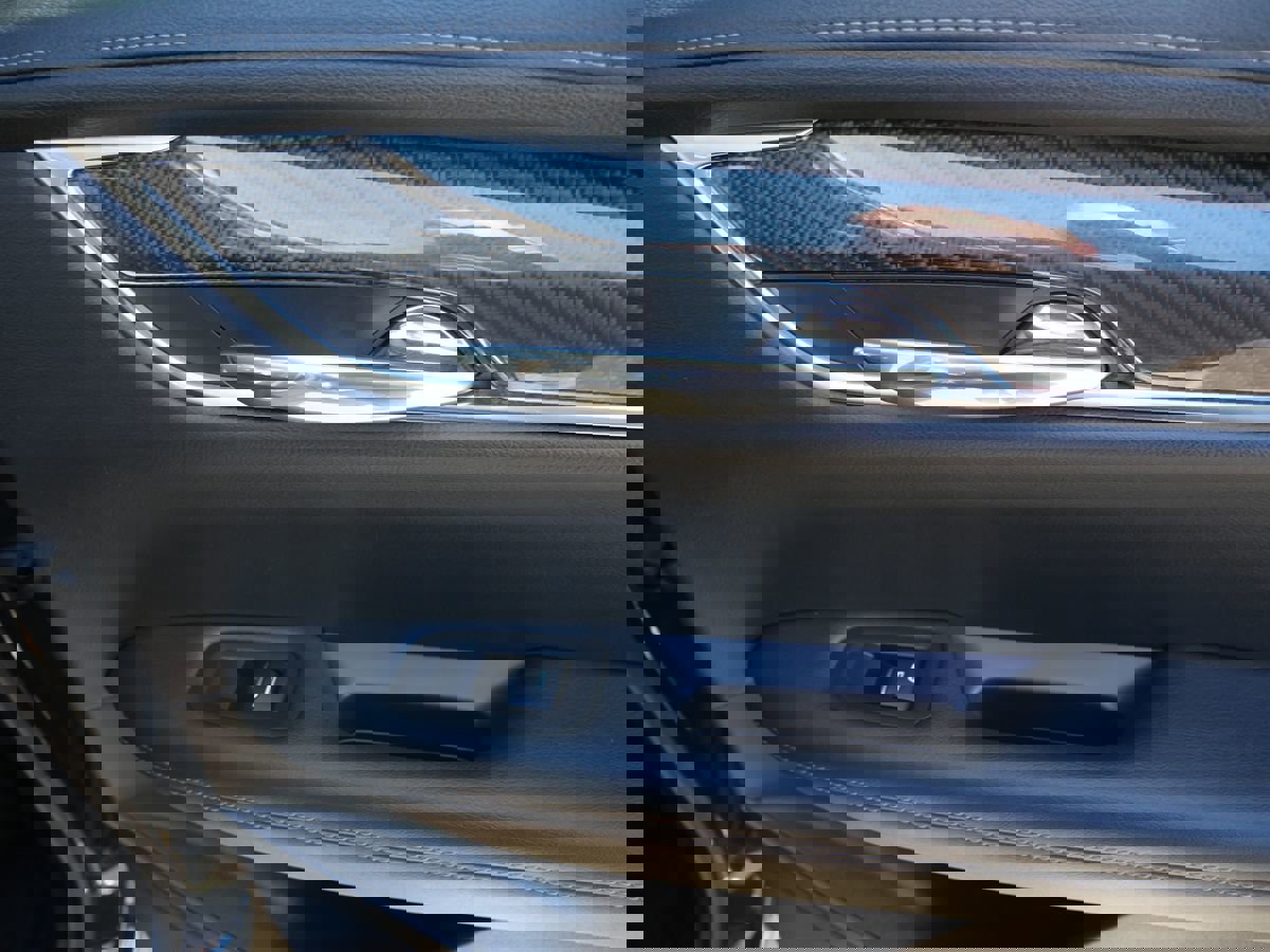 Used 2020 Cadillac XT6 Sport image 25