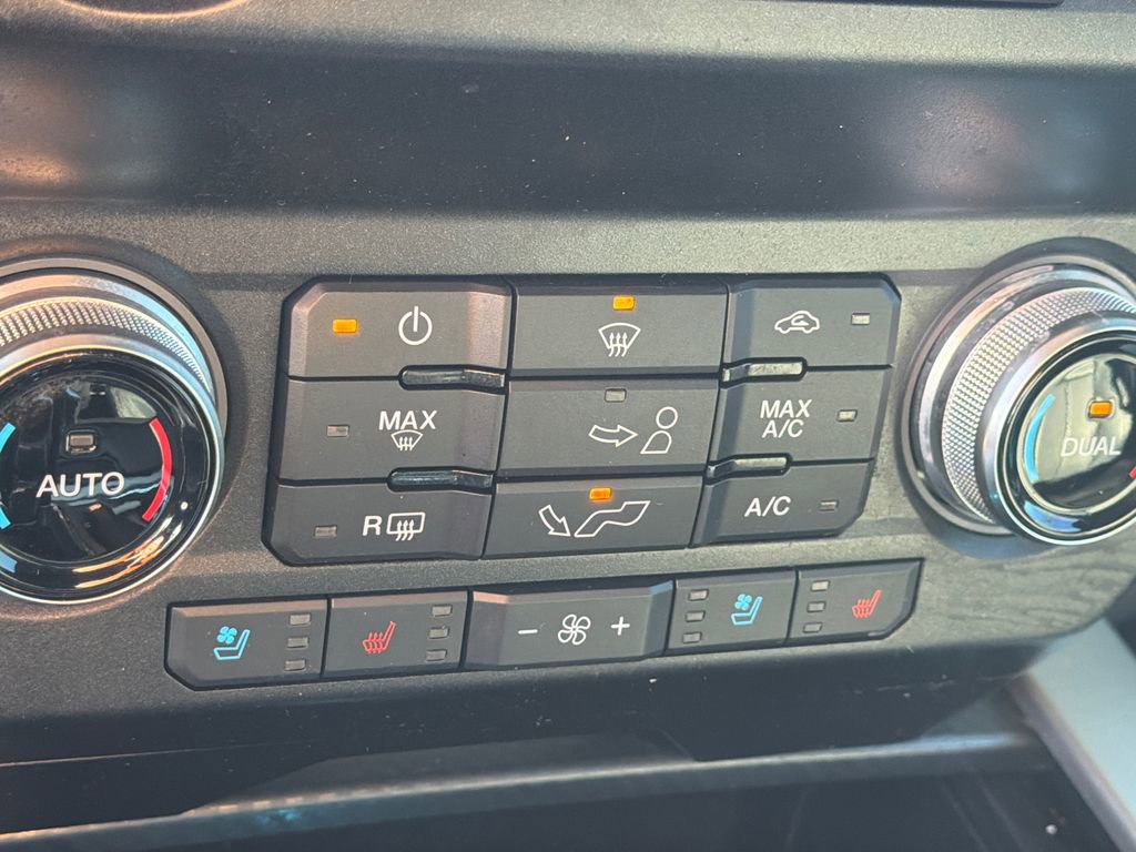 Used 2020 Ford F150 Lariat w/ Equipment Group 502A Luxury image 34