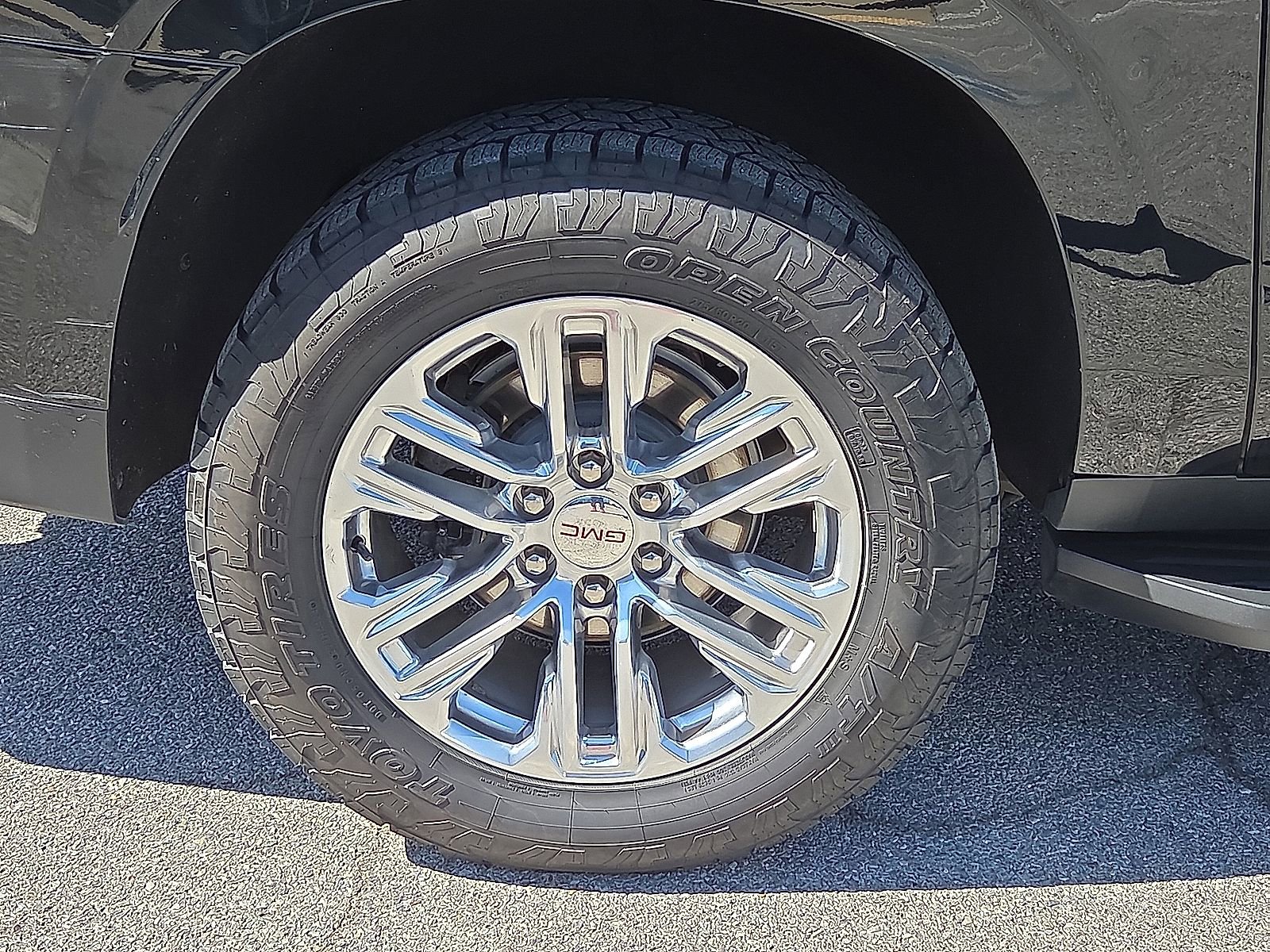 Used 2021 GMC Yukon XL SLT image 7