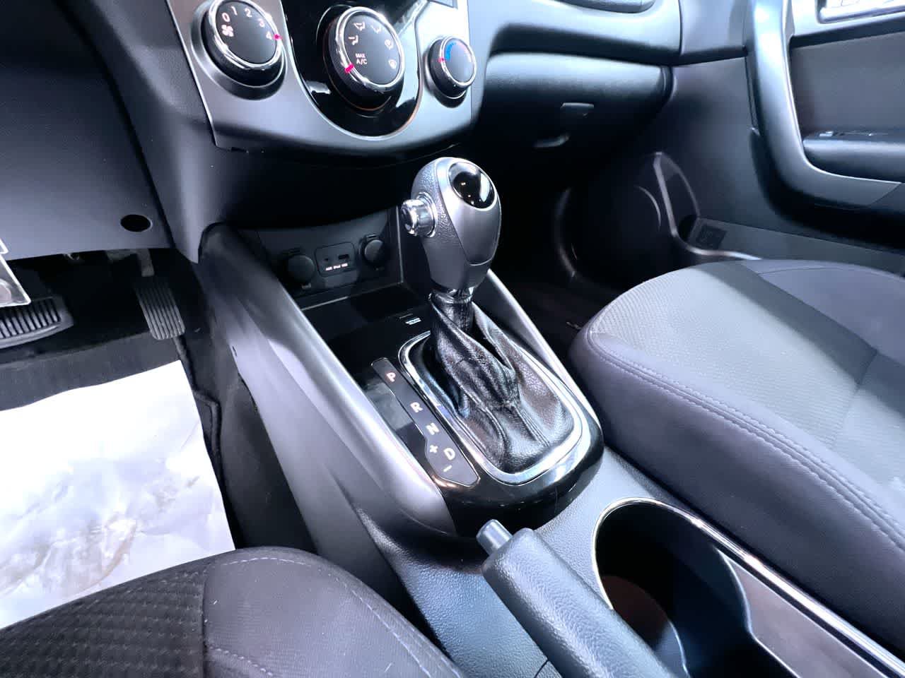Used 2013 Kia Forte Koup EX FWD image 27