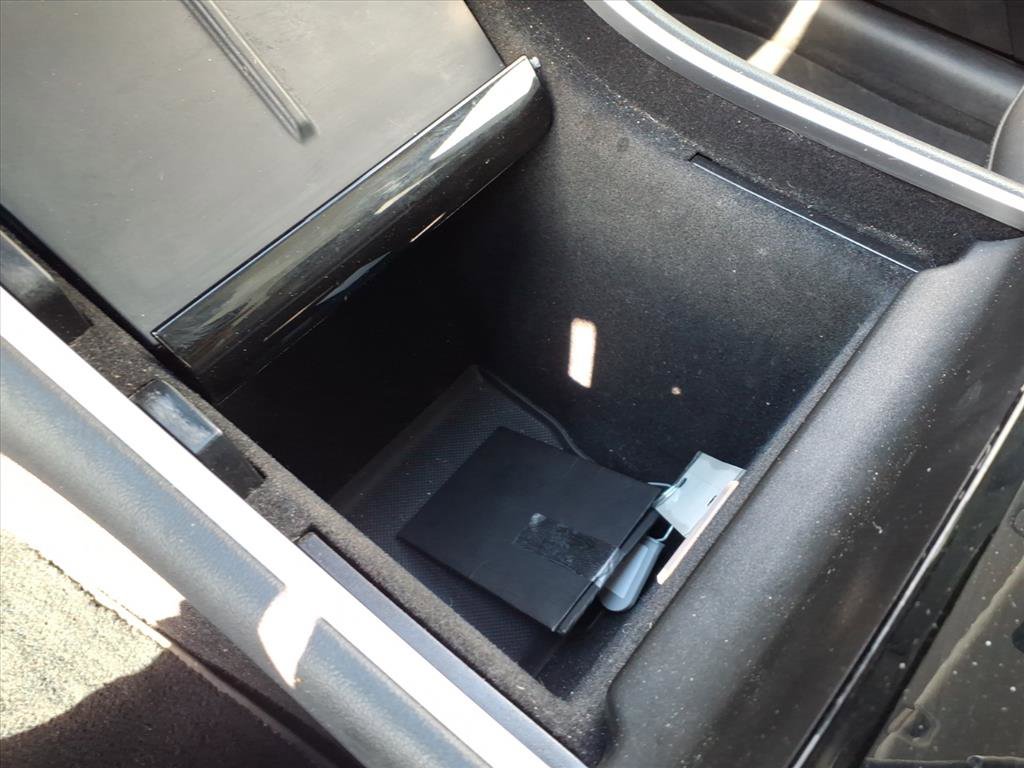 Used 2021 Tesla Model Y Long Range image 15