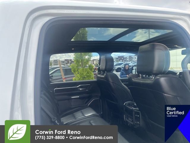 Used 2019 RAM 1500 Laramie AWD/4WD image 16
