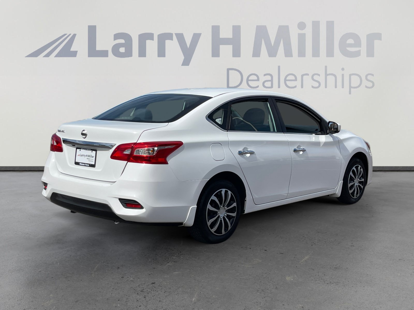 Used 2019 Nissan Sentra S FWD image 5
