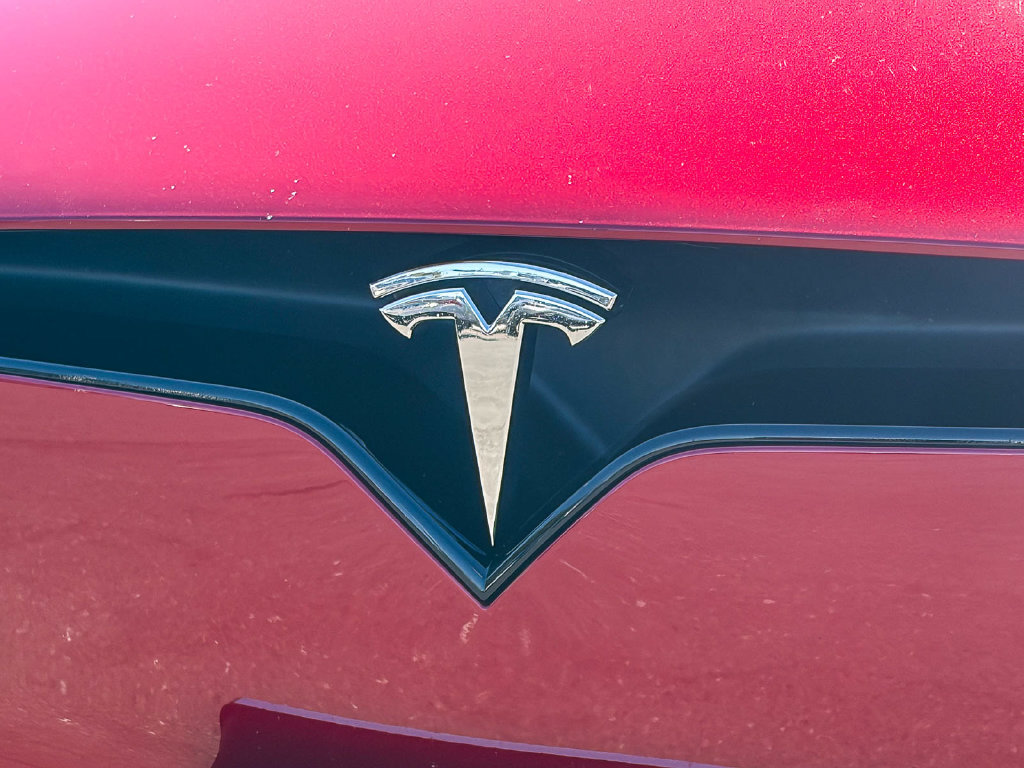 Used 2023 Tesla Model X AWD/4WD image 12