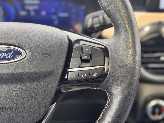 Used 2022 Ford Escape Titanium w/ Titanium Elite Package image 11