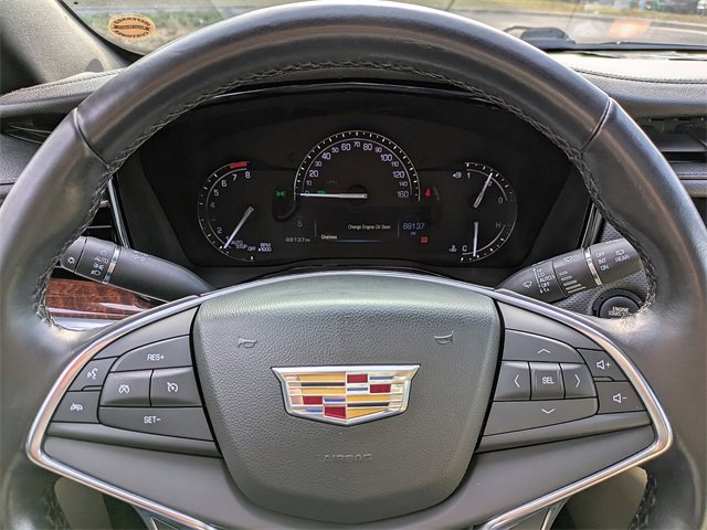 Used 2018 Cadillac XT5 Luxury w/ Driver Awareness Package image 32