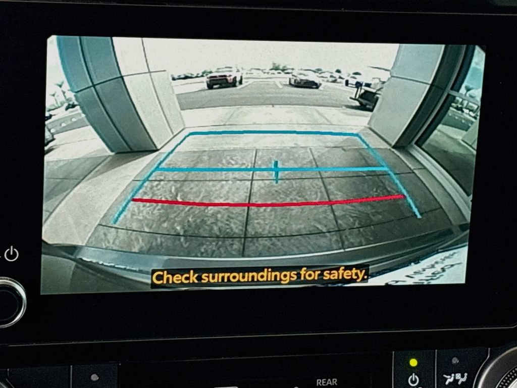 Certified 2026 Toyota Highlander XLE AWD/4WD image 15