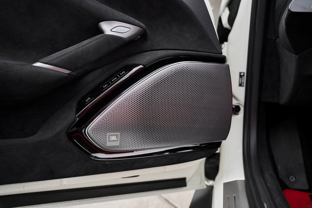 Used 2024 Ferrari Roma Spider image 35