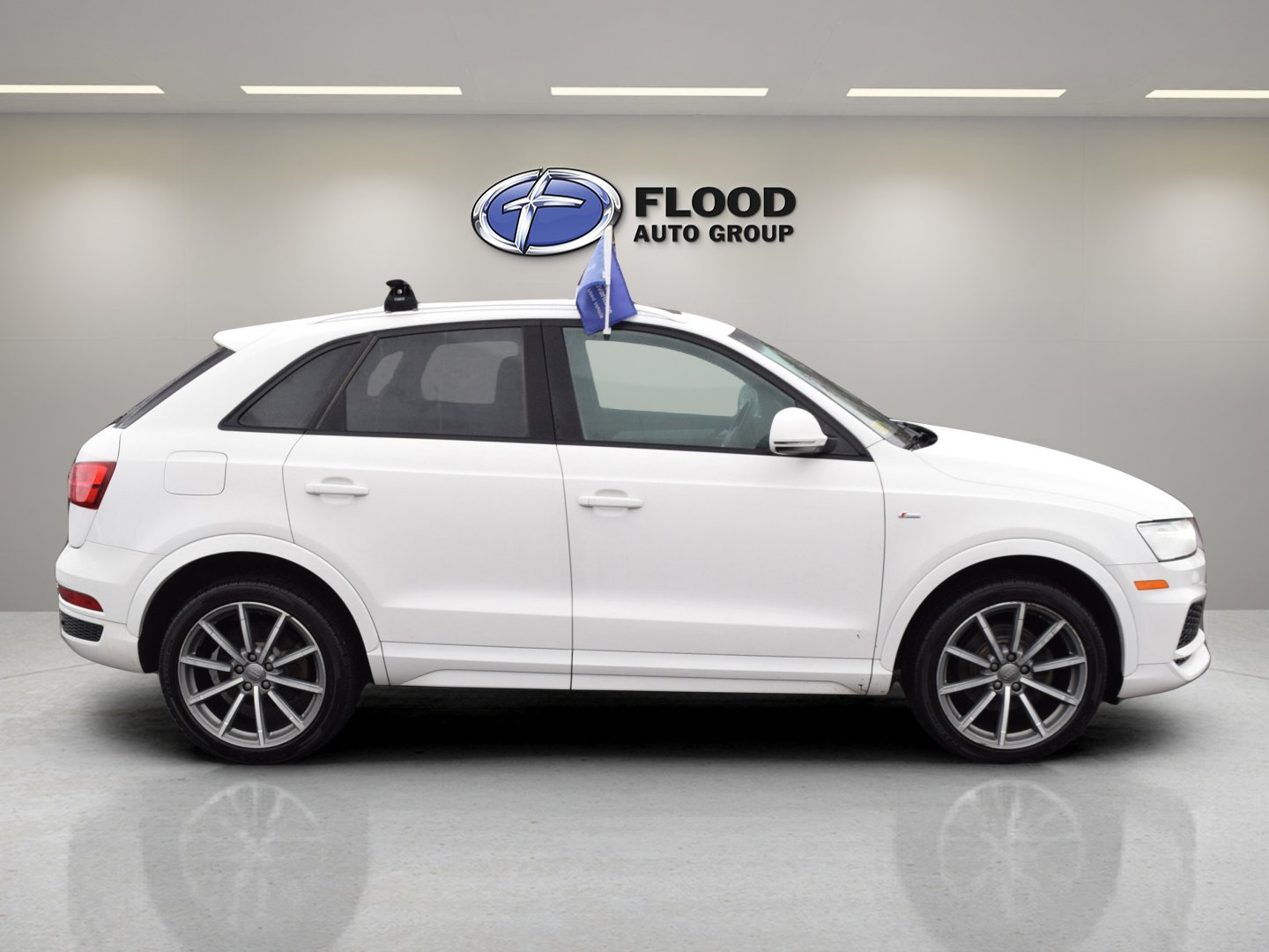 Used 2018 Audi Q3 2.0T Premium image 3