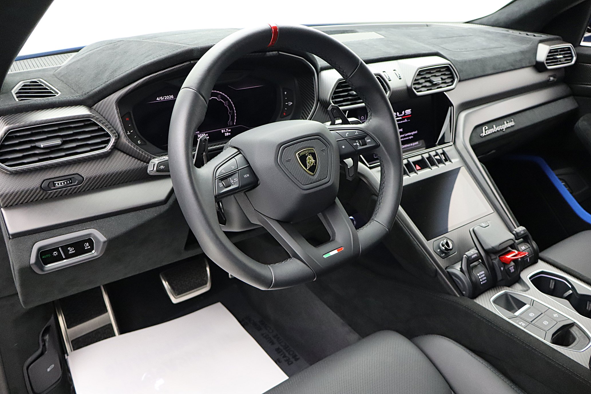 Used 2024 Lamborghini Urus Performante image 31